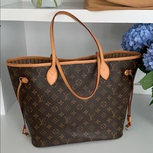 Authentic neverfull MM. monogram